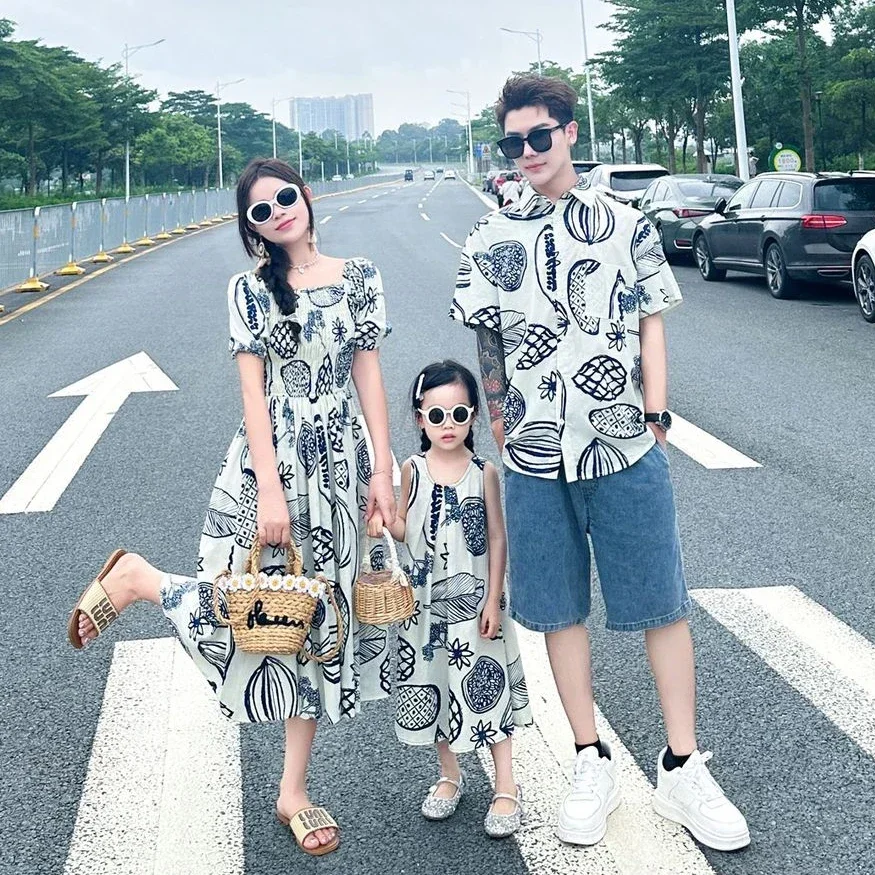 The Plant Parent - Gaun Smock Wanita Pakaian Keluarga Saudara